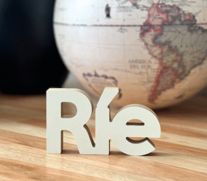 Ríe